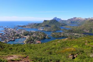 Kayaking the Coastline: An Alternative Way to Explore Islands